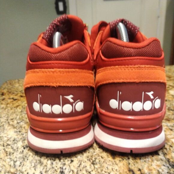 Diadora N92 Cherry Red Men's 9 Wm 11 Running Classic Sneaker - Picture 5 of 12
